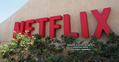 Netflix cae al poner fin a la posibilidad de compartir el número de abonados, lo que plantea dudas sobre su crecimiento / Netflix slips as move to end sharing subscriber count raises growth doubts
